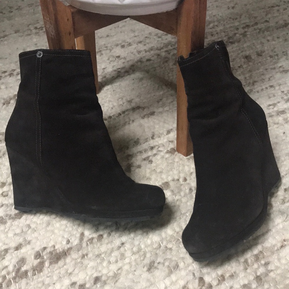 Prada brown suede booties